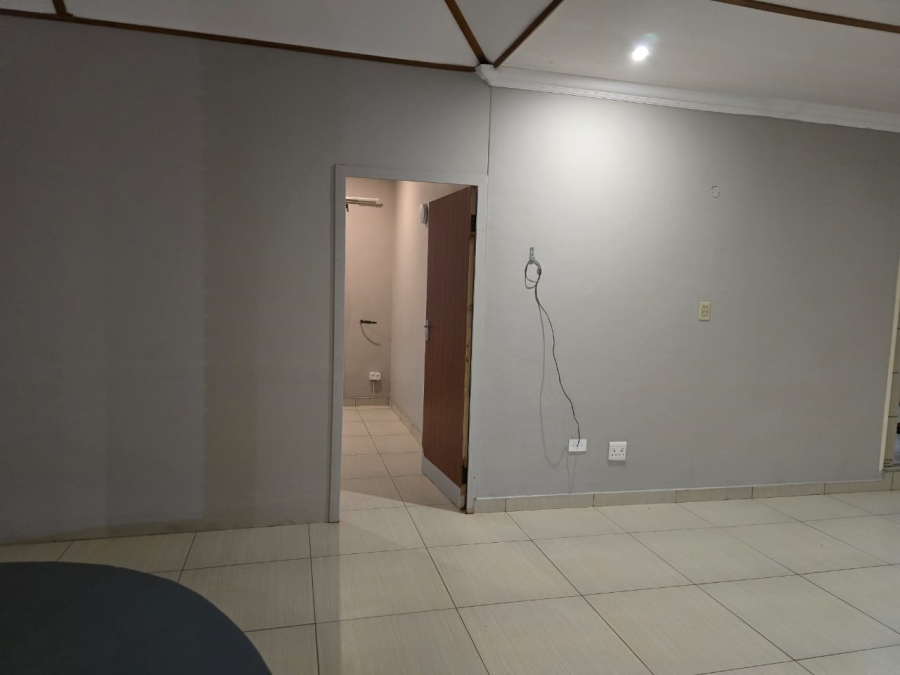 To Let 6 Bedroom Property for Rent in Kuruman Northern Cape